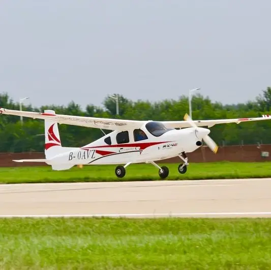 RX4E: World’s first commercially certified electric aircraft takes flight