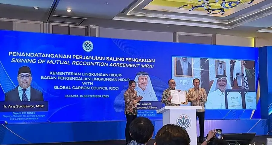 وزارة البيئة الإندونيسية والمجلس العالمي للبصمة الكربونية يوقعان اتفاقية اعتراف متبادل