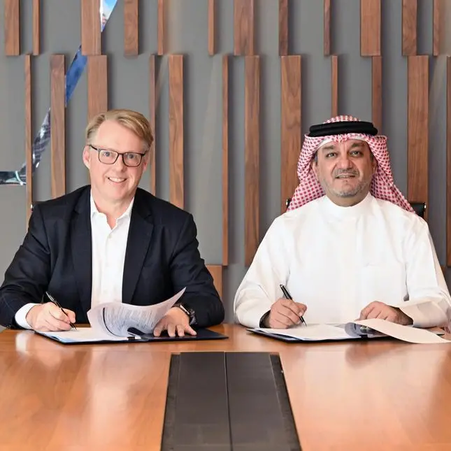 عقارات السيف توقّع اتفاقية مع IWG لافتتاح مركز \"ريجس\" للأعمال في مجمعها بضاحية السيف