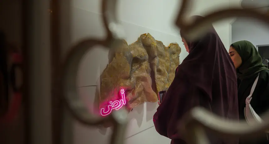 \"دبي للثقافة\" تطلق الدعوة المفتوحة لبرنامج \"أساسيات التقييـم الفني\"