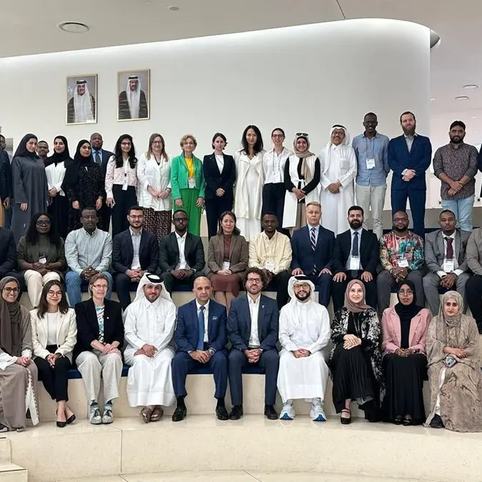 كلية السياسات العامة بجامعة حمد بن خليفة تختتم البرنامجين التنفيذيين للعام الأكاديمي 2025-2026