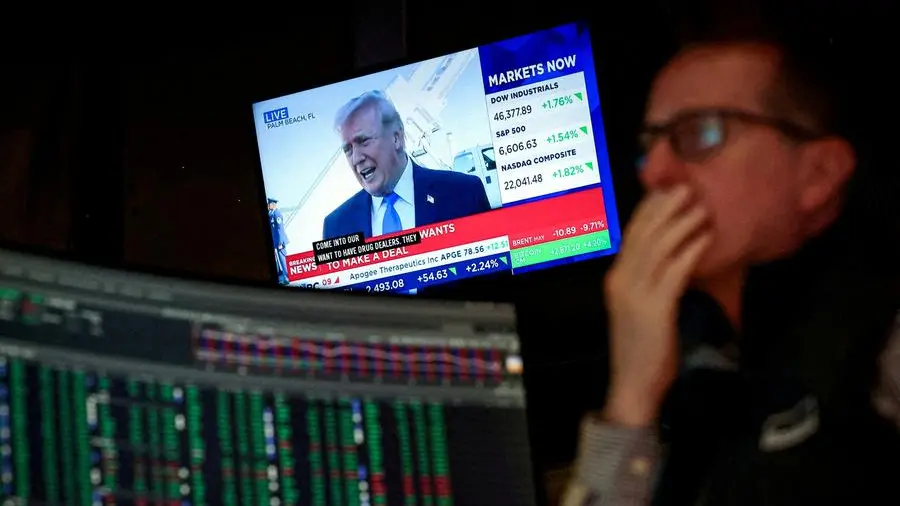 Stocks back to record-setting ways on Middle East truce hopes