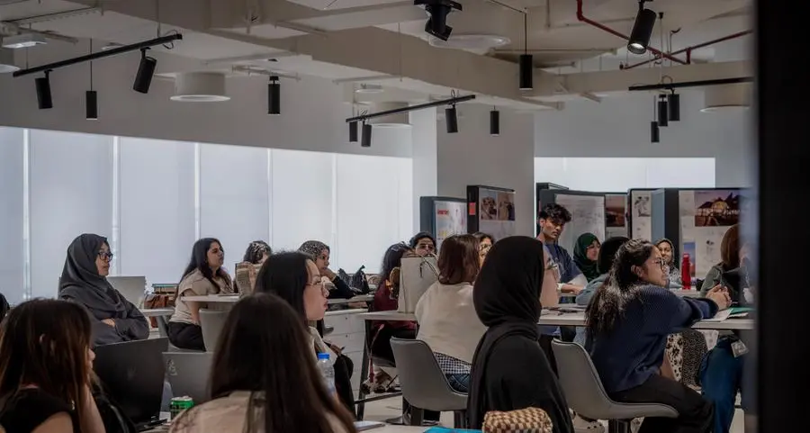 مصلحة الطلاب أولًا: جامعة «دي مونتفورت دبي» تعلن جاهزيتها لعودة الطلاب إلى الحرم الجامعي يوم الاثنين، 27 أبريل