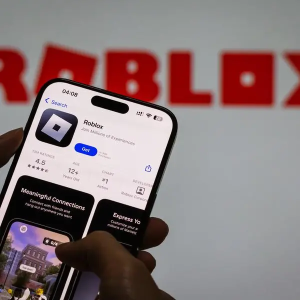 Roblox suspends voice and text chats, blocks 300,000 games in Saudi Arabia