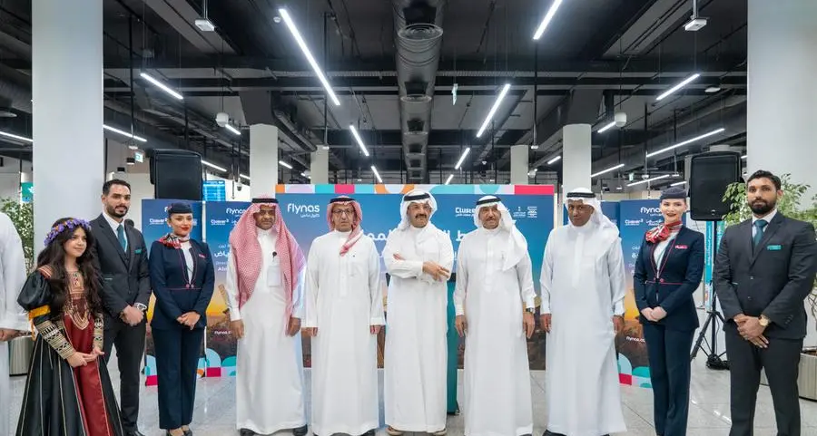 سمو أمير منطقة عسير يدشن مركز عمليات طيران ناس الخامس في مطار أبها الدولي