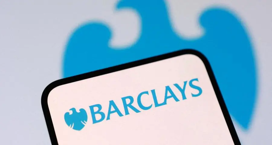 Barclays shifts to 'peace target' of 670 for STOXX 600, drops Europe underweight