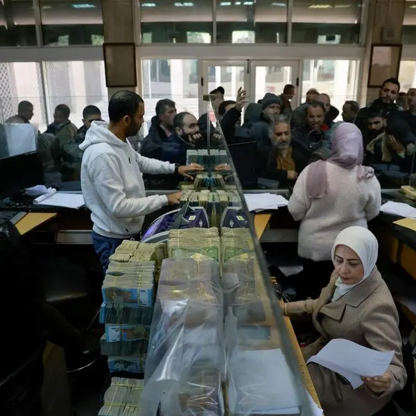 Syrian caretaker government to hike public sector salaries by 400% next month