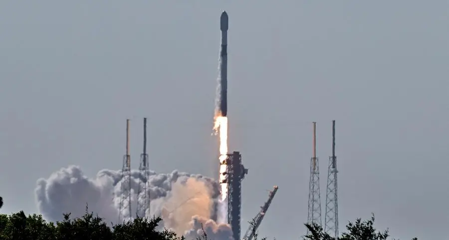SpaceX launches 24 Starlink satellites