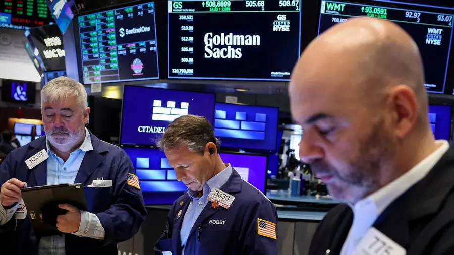 Global equity funds see strong inflows in final week of 2025