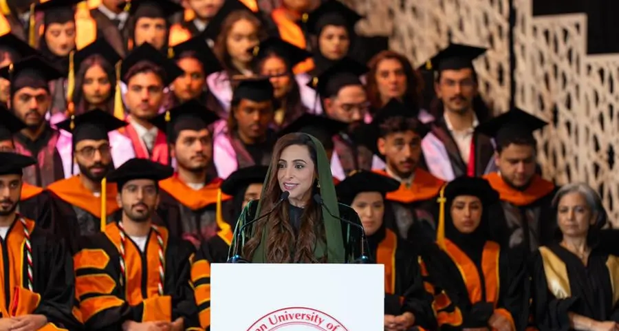 الجامعة الأميركية في الشارقة تحتفي بـ839 خريجًا وخريجة في أكبر دفعة بتاريخها خلال حفل تخريج ربيع 2026