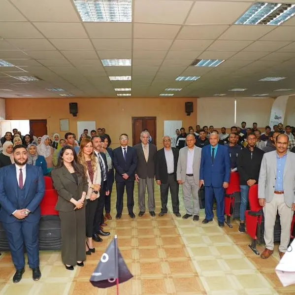 شركة \"إنوفو للبناء\" تقود مبادرة توظيف مهندسي الصعيد من خلال \"Career Day\" في جامعة أسوان
