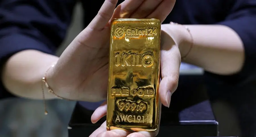 Gold rises as markets brace for Fed guidance on easing path