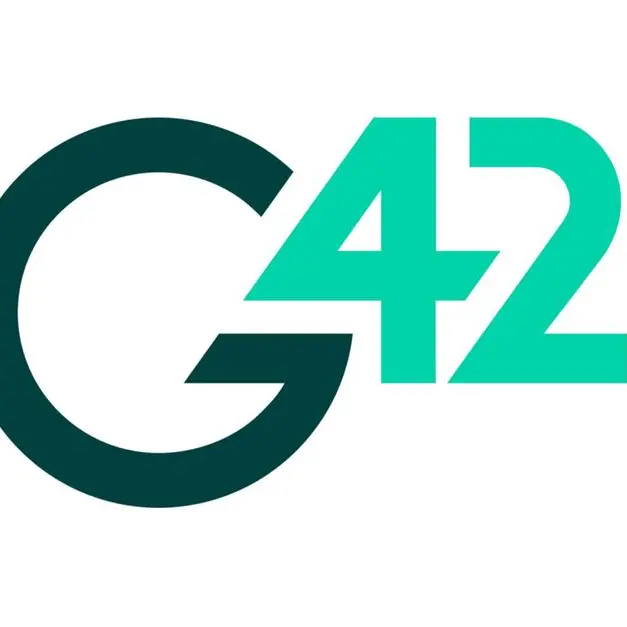 تعاون بين \"جي 42\" و\"ليكويد إيه آي\" لتقديم حلول ذكاء اصطناعي فعّالة للشركات على نطاق واسع