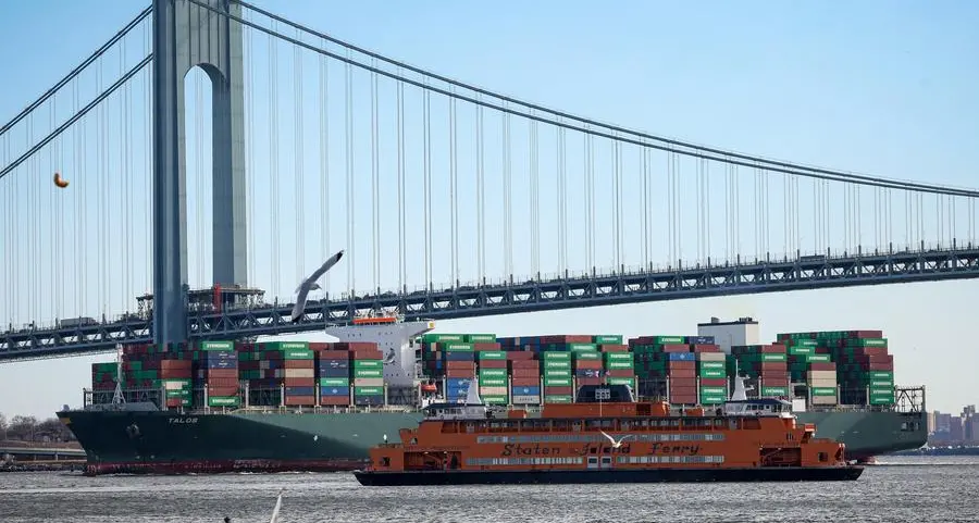 World discovers it can hedge US trade risk