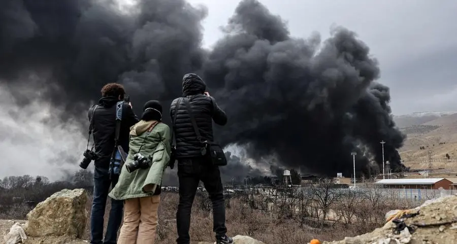 Iran's foreign ministry dismisses idea of talks while country is under attack, SNN reports