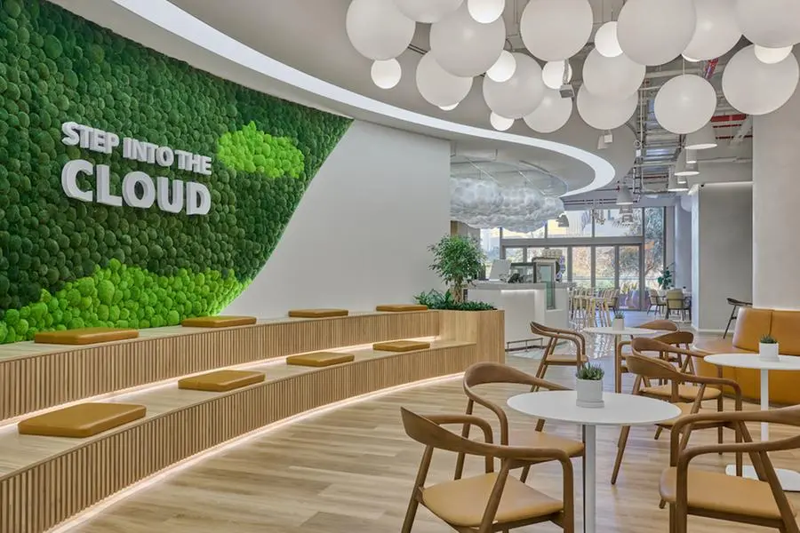 Cloud Spaces workspace at Dubai Mall Fountain Views. Image Courtesy: Cloud Spaces