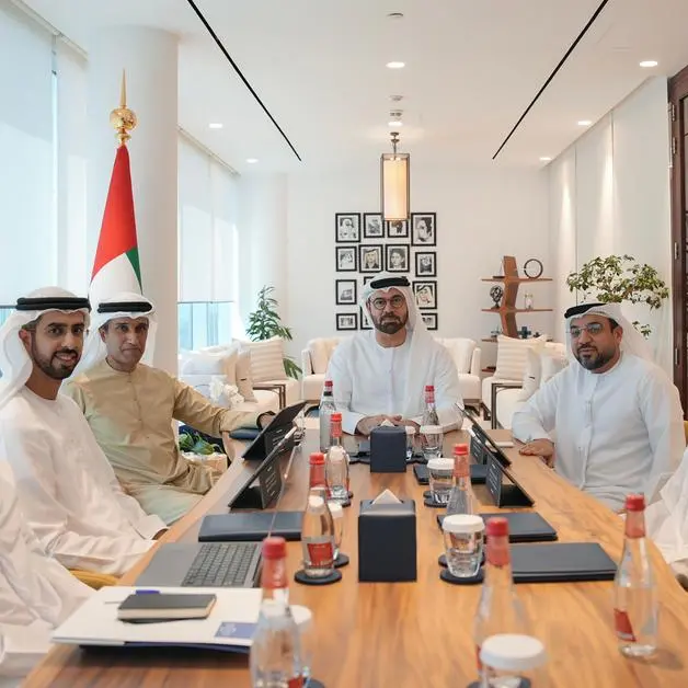 اللجنة الإشرافية على وسام محمد بن راشد للقيادة تعتمد القائمة النهائية للجهات الحكومية المشاركة في دورته الأولى
