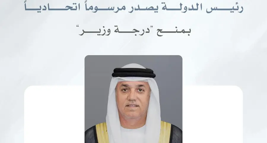 رئيس الدولة يصدر مرسوماً اتحادياً بمنح معالي عبدالله أحمد المندوس مدير المركز الوطني للأرصاد \"درجة وزير\"