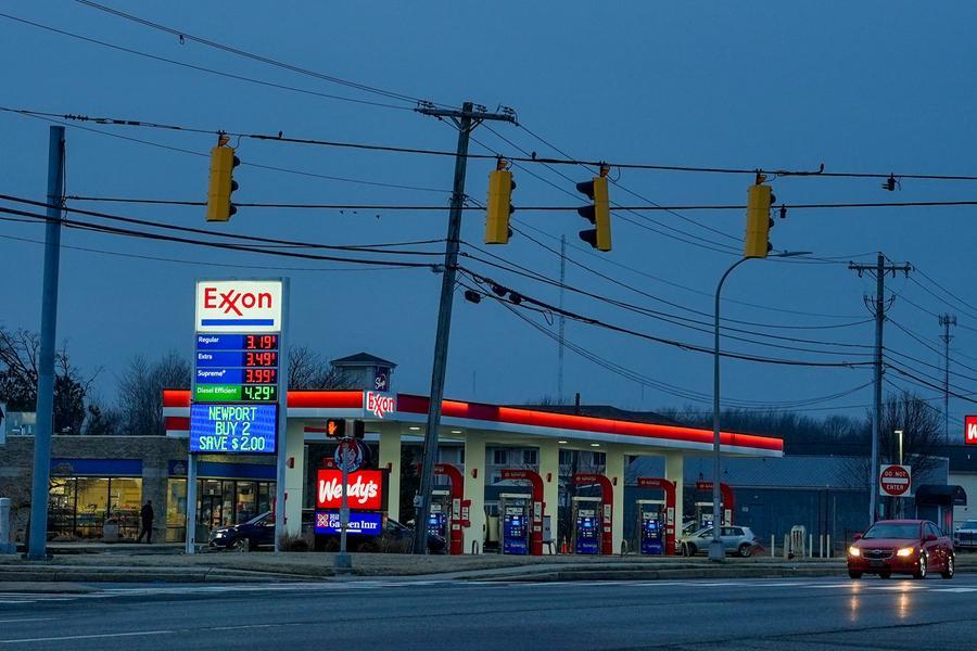 Rising gas prices from Iran war imperil Trump's Republican majority in Congress