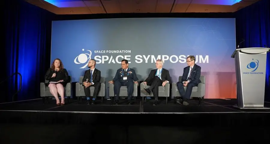 الإمارات تستعرض مشاريعها الفضائية الاستراتيجية في مؤتمر الفضاء الدولي