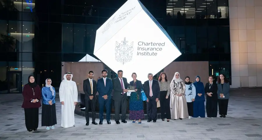 معهد BIBF يستقبل وفد من معهد التأمين القانوني البريطاني (CII)