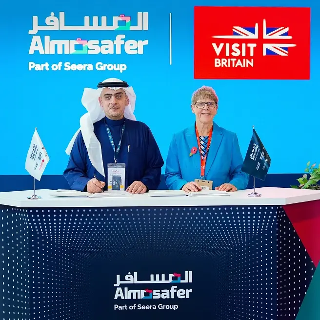المسافر و فيزيت بريتن يعززان شراكتهما في معرض سوق السفر العالمي في لندن لتعزيز السياحة من السعودية إلى بريطانيا