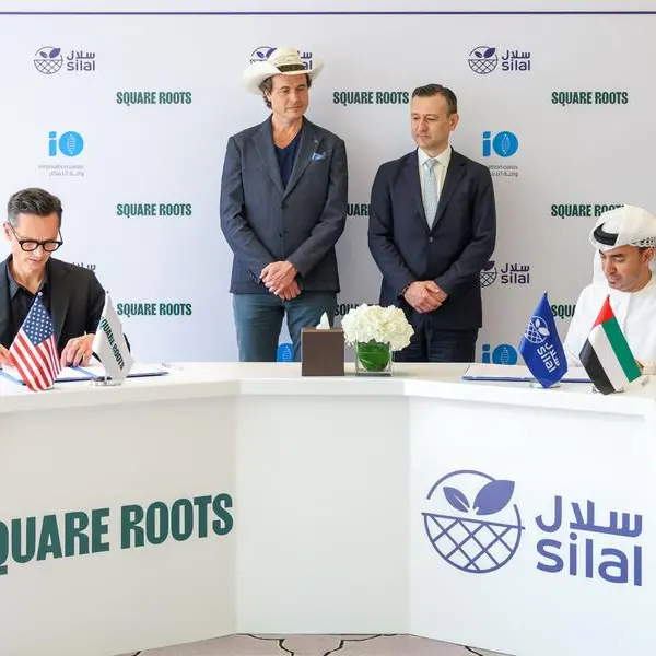 واحة الابتكار التابعة لـ \"سلال\" و\"سكوير روتس\" توقعان اتفاقية رائدة لتطوير حلول الزراعة الصحراوية الذكية بالاعتماد على الذكاء الاصطناعي في دولة الإمارات