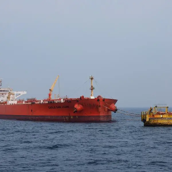 Oil down 1% after report says Trump open to ending campaign against Iran