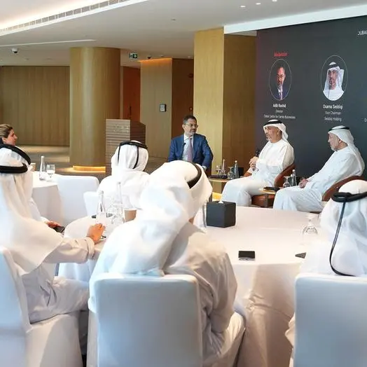 مركز دبي للشركات العائلية يعزز قدرة الشركات العائلية على التكيف مع المتغيرات المتسارعة لبيئة الأعمال
