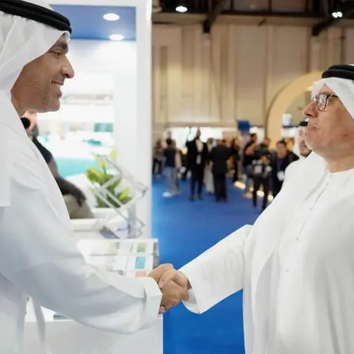 جامعة حمدان بن محمد الذكية\" تجدد التزامها بتمكين الشباب وتطوير مهاراتهم المستقبلية