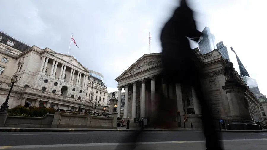 UK regular wage growth cools, in line with BoE's view of economy