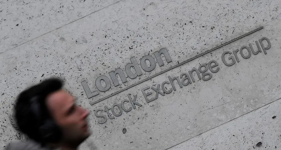 UK investors' stock selling spree extends to nearly $14bln, data shows