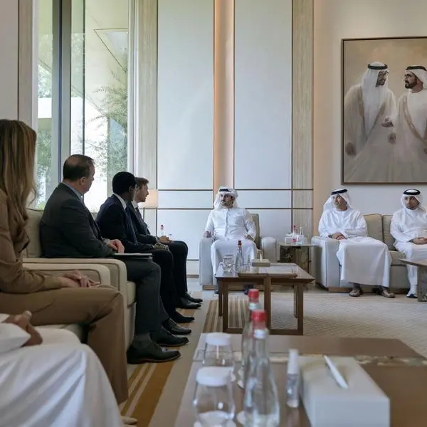 Maktoum bin Mohammed meets with President, CEO of PayPal