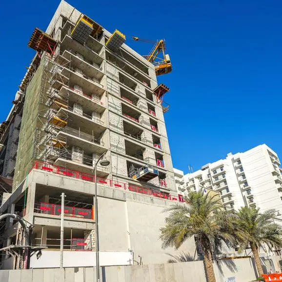 عزيزي تُنجز 35% من مشروع \"عزيزي سنترال\"