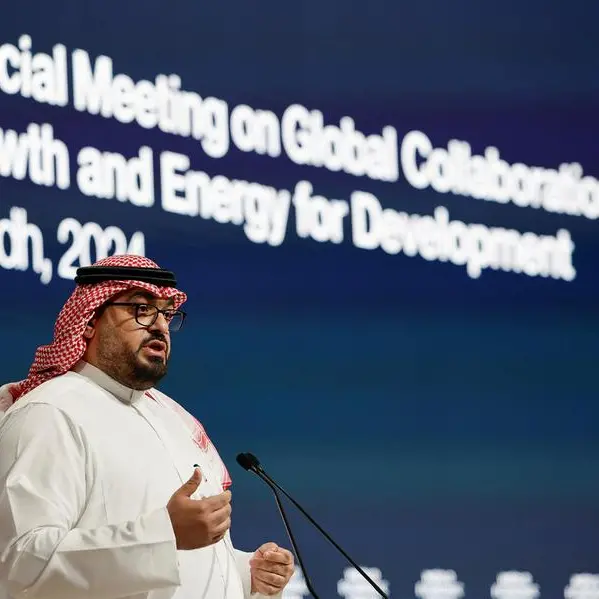 Saudi Arabia ready for multiple oil price scenarios, economy minister says