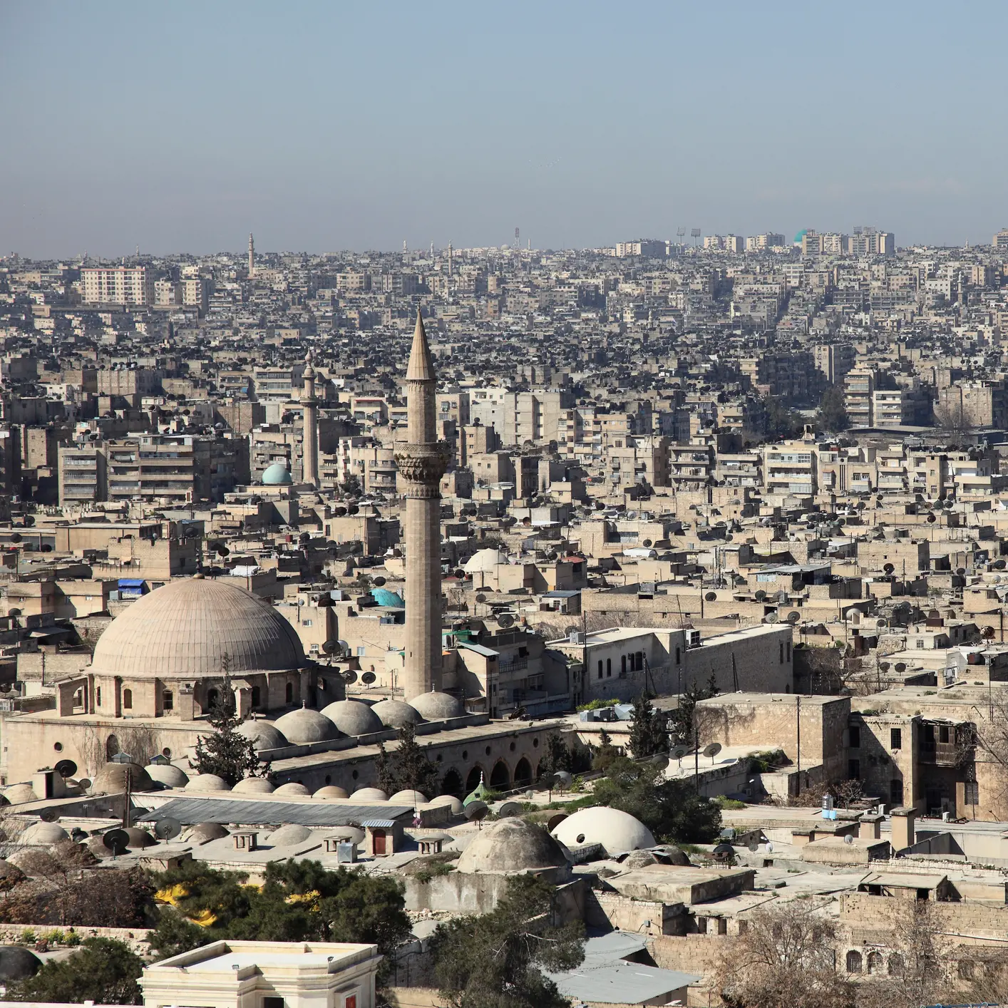 Saudi firms sign deals to build oil fields, boost output in Syria