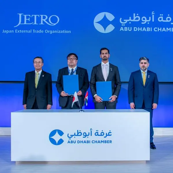 صادرات أبوظبي غير النفطية ترتفع 86.4% خلال خمس سنوات