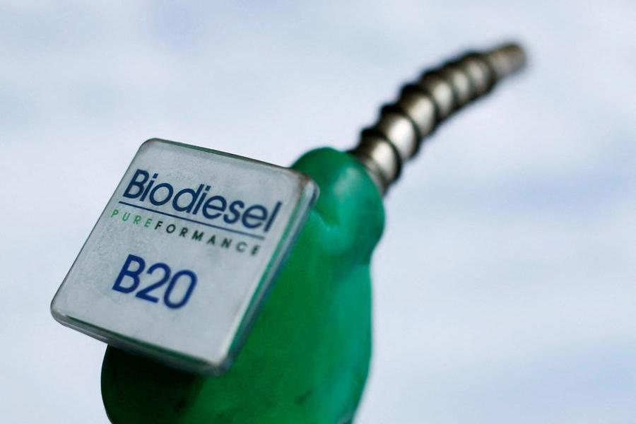 Massive petrol price increase likely in South Africa amid Middle East tensions