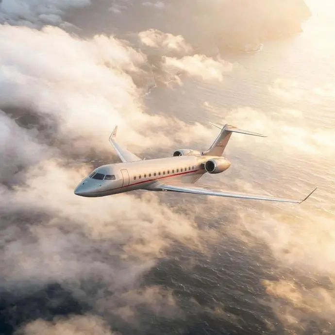Bombardier celebrates valued customer Vista’s first global 8000 aircraft