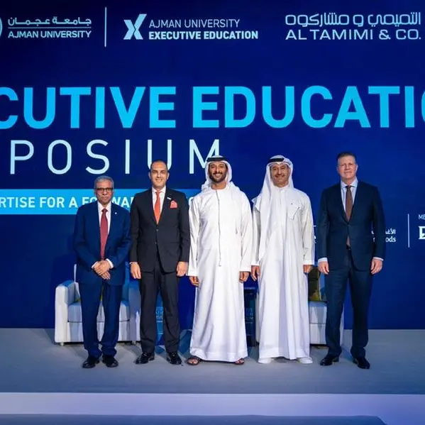 جامعة عجمان تطلق \"مركز التعليم التنفيذي\" عقب ندوة رفيعة المستوى جمعت نخبة من القادة وصنّاع القرار
