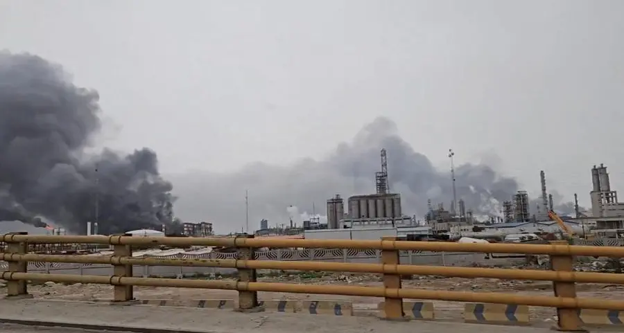 Iran halts petrochemical exports until further notice