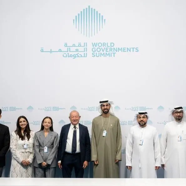 \"مبادرات محمد بن راشد آل مكتوم العالمية\" ومؤسسة ساويرس للتنمية الاجتماعية تطلقان مبادرة \"جسور الفرص\" لتأهيل 100 ألف شاب مصري لسوق العمل