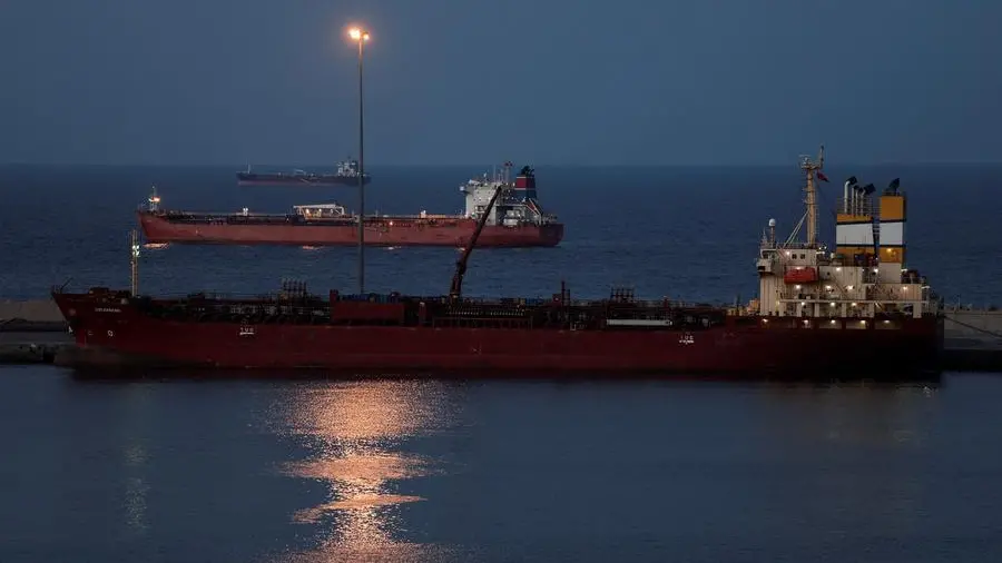 Oman-Iran talks on Strait of Hormuz navigation