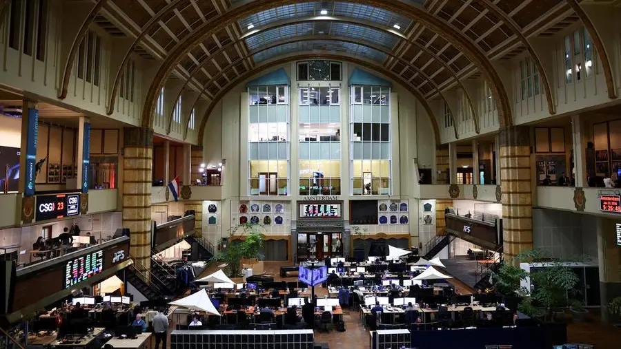 Stocks rise as oil prices ease off earlier highs