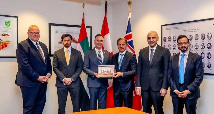 غرف دبي تبحث مع وزير الزراعة والأغذية في مقاطعة أونتاريو الكندية سبل تطوير التعاون الثنائي في قطاع الصناعات الغذائية