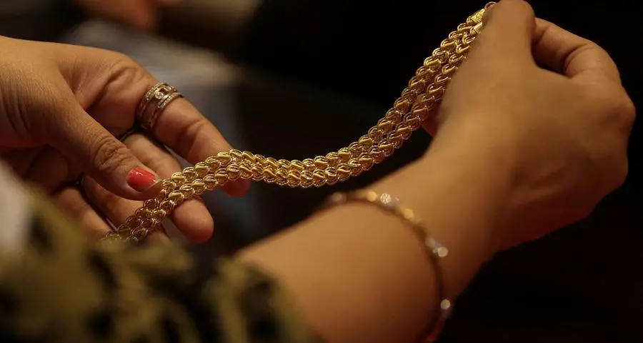 Gold rebounds from six-month low but rate-hike fears cap gains