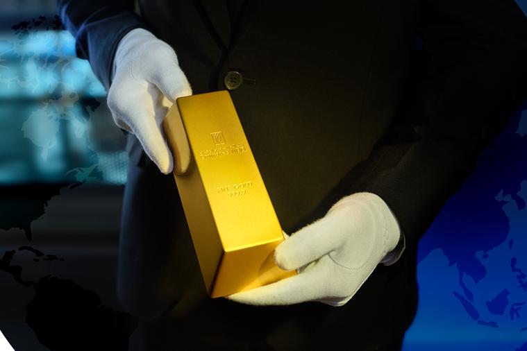 Middle East tensions, tariff jitters push gold to one-week high