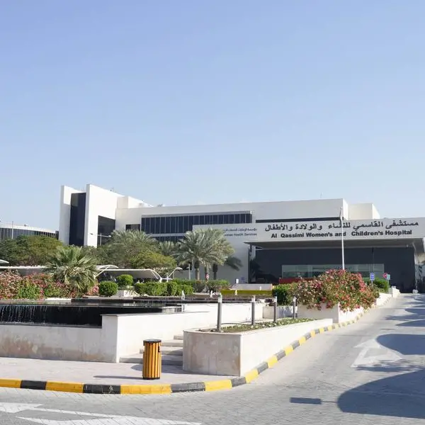 مستشفى القاسمي للنساء والولادة والأطفال ينال اعتماد \"صديق للطفل والعائلة\" من هيئة الشارقة الصحية