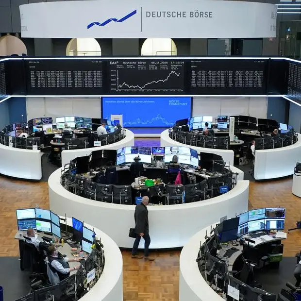 European shares hit by tech nerves; pound waits on BoE call