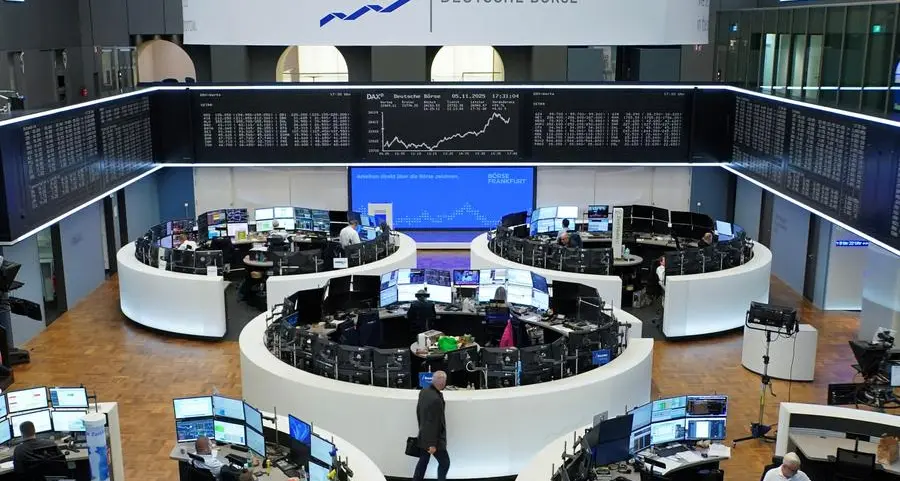 European shares hit by tech nerves; pound waits on BoE call